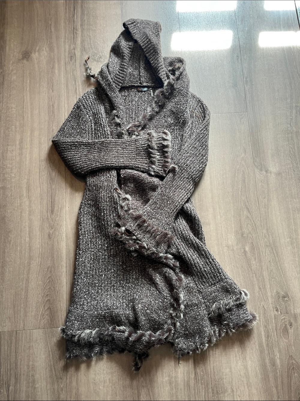 Love Token Cozy Hooded Fringe Knit Sweater - Gray